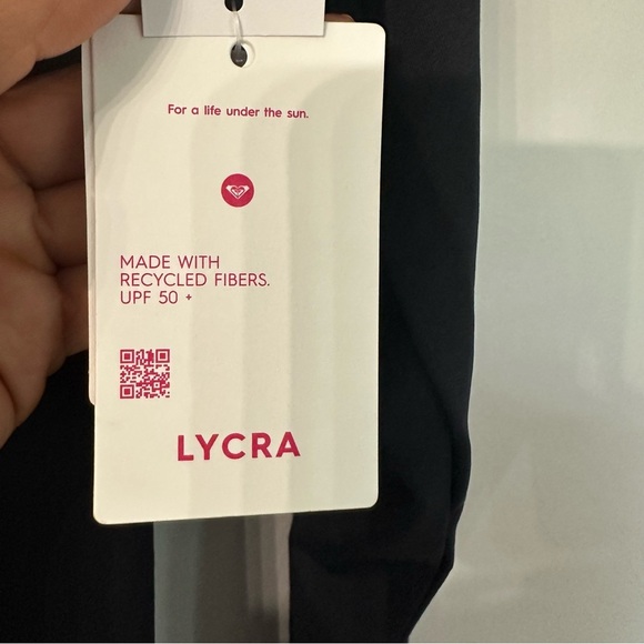 Roxy Women’s Black Long Sleeve UPF 50+ Essentials Zippered Jacket Sz M NWT - Picture 6 of 10